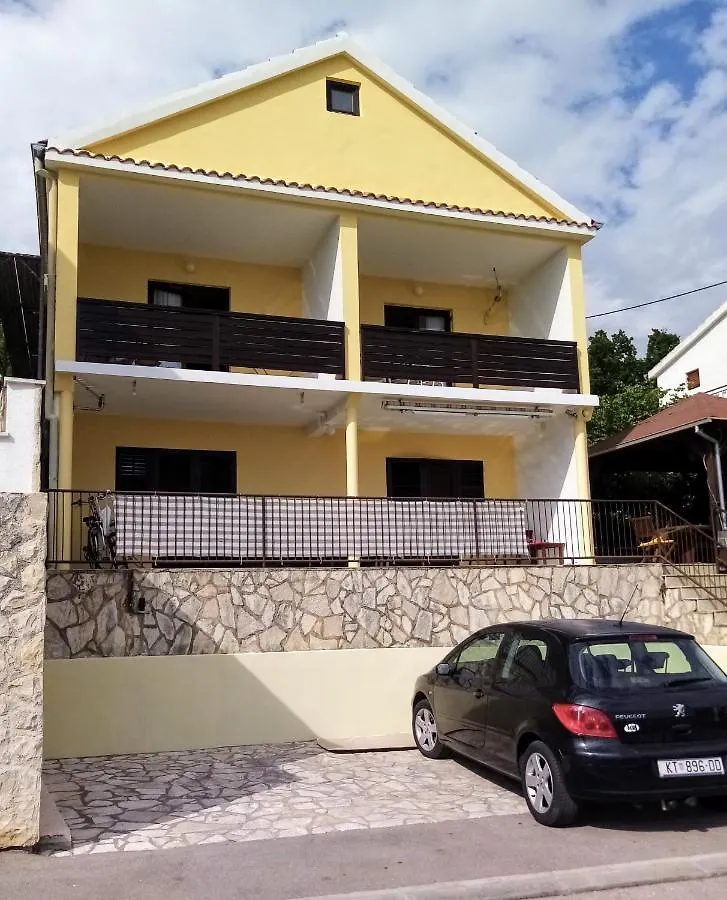 Apartments Ferreri Maslenica